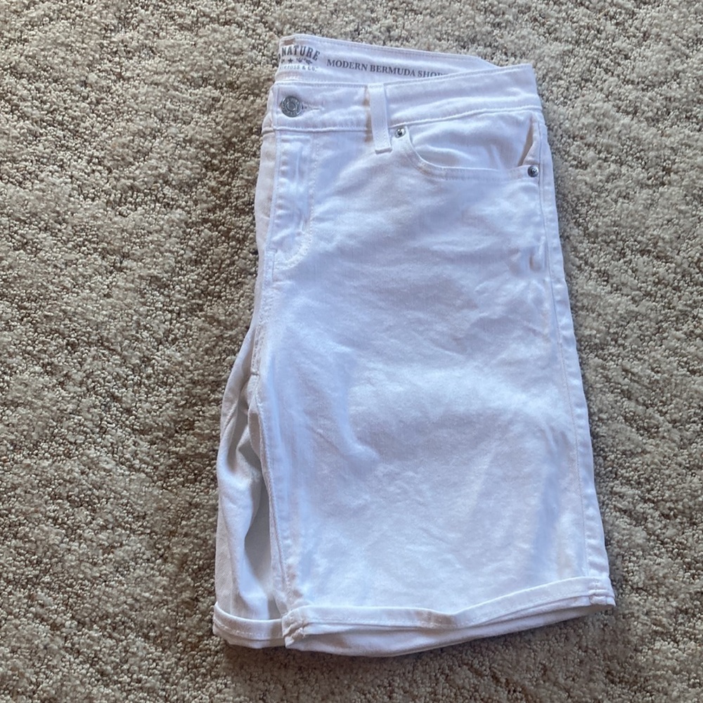 Levi Strauss & Co White Modern Bermuda Shorts